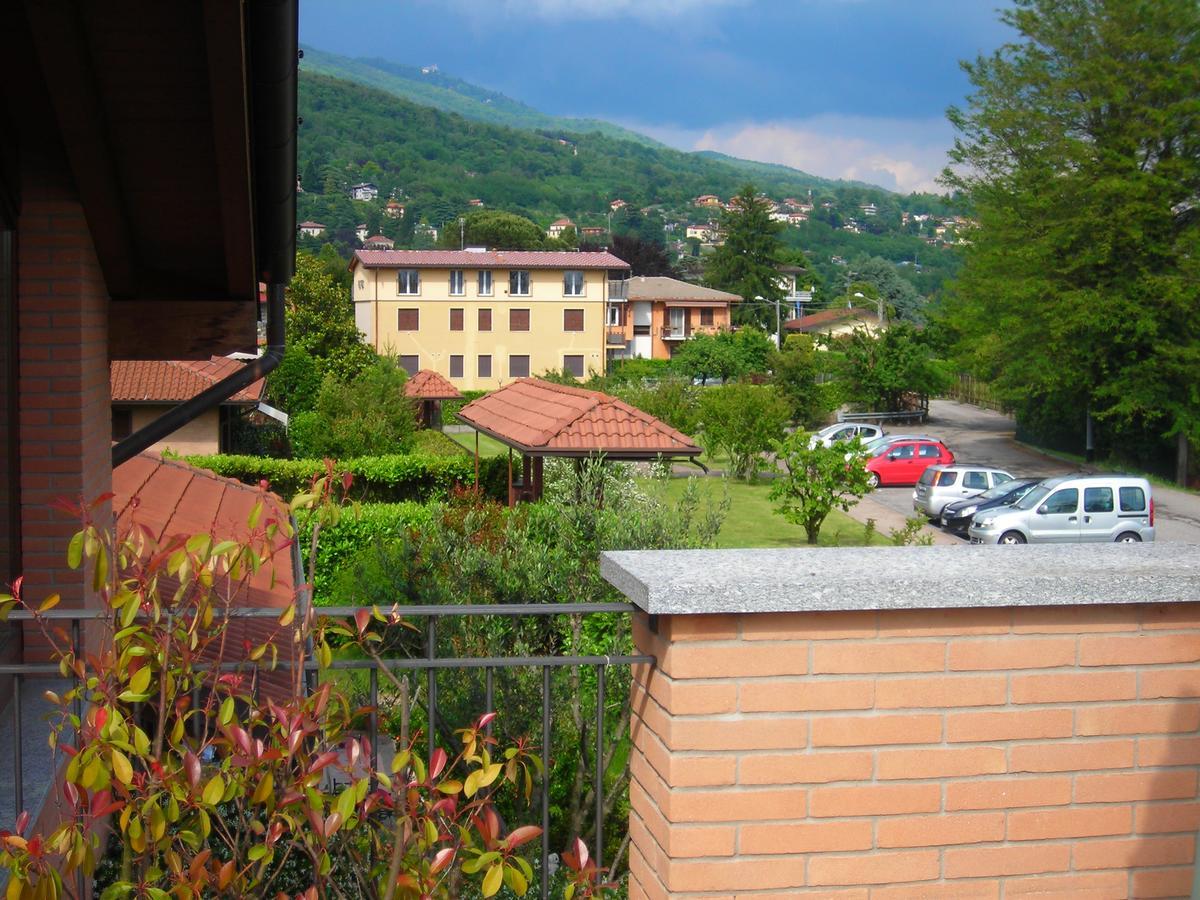 Bed and Breakfast La Folaga à Gavirate Extérieur photo